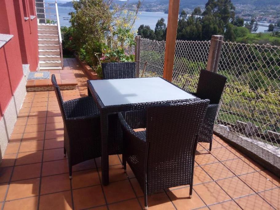 Apartamento Con Terraza Y Vistas Al Mar Bueu Bagian luar foto